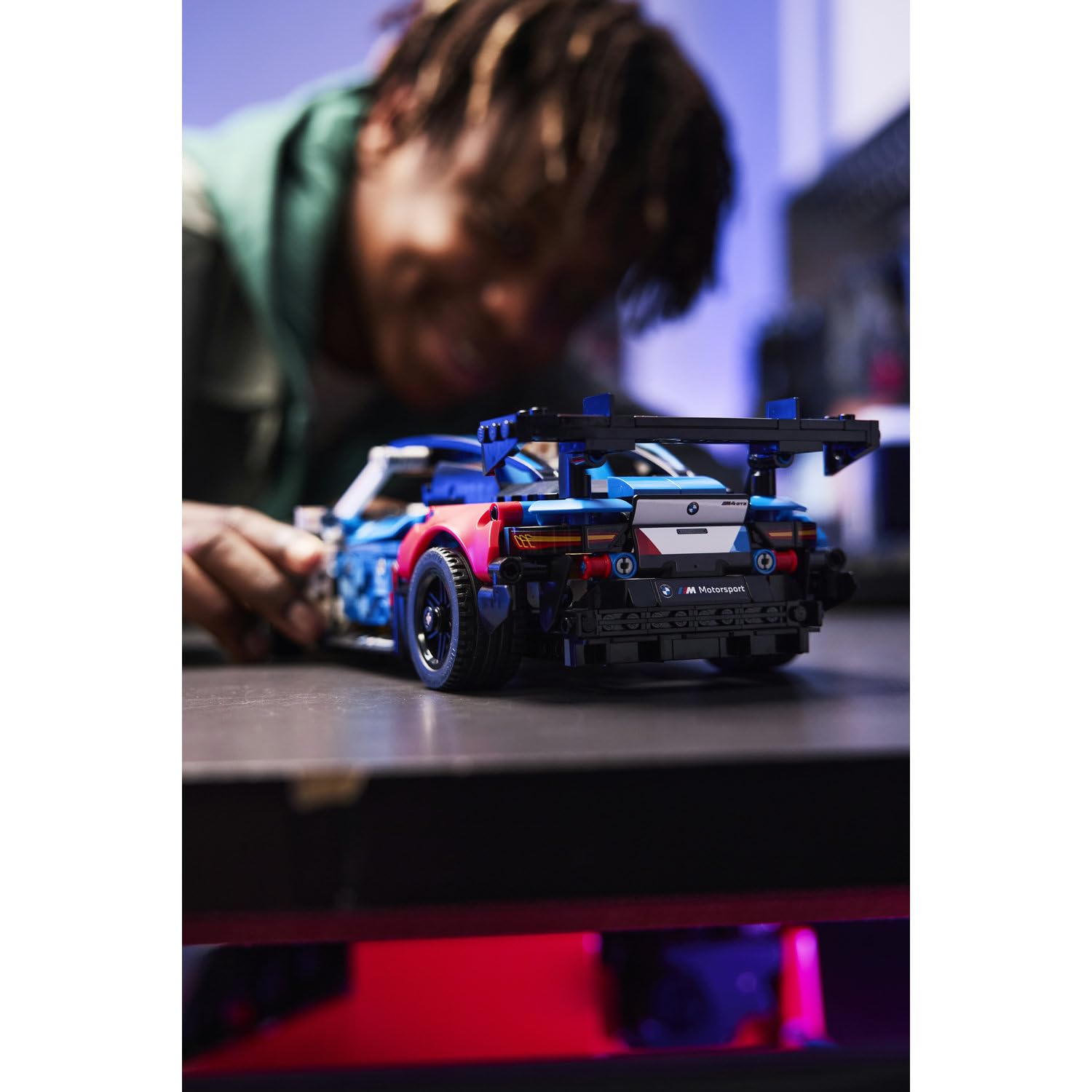 LEGO Technic BMW M4 GT3 EVO Yarış Arabası 42226 - görsel 2
