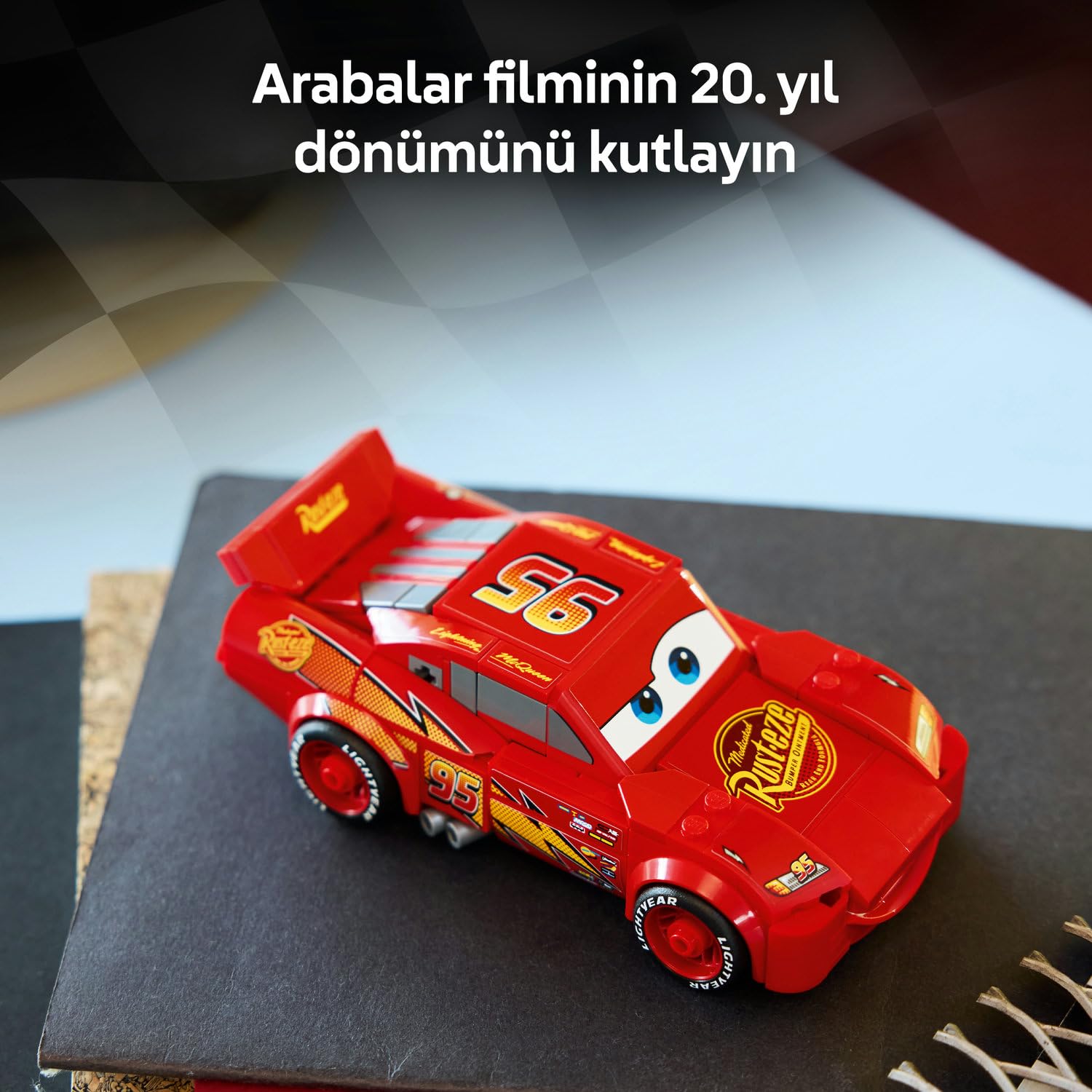 LEGO Speed Champions Şimşek McQueen 77255 (20. Yıl) - görsel 10