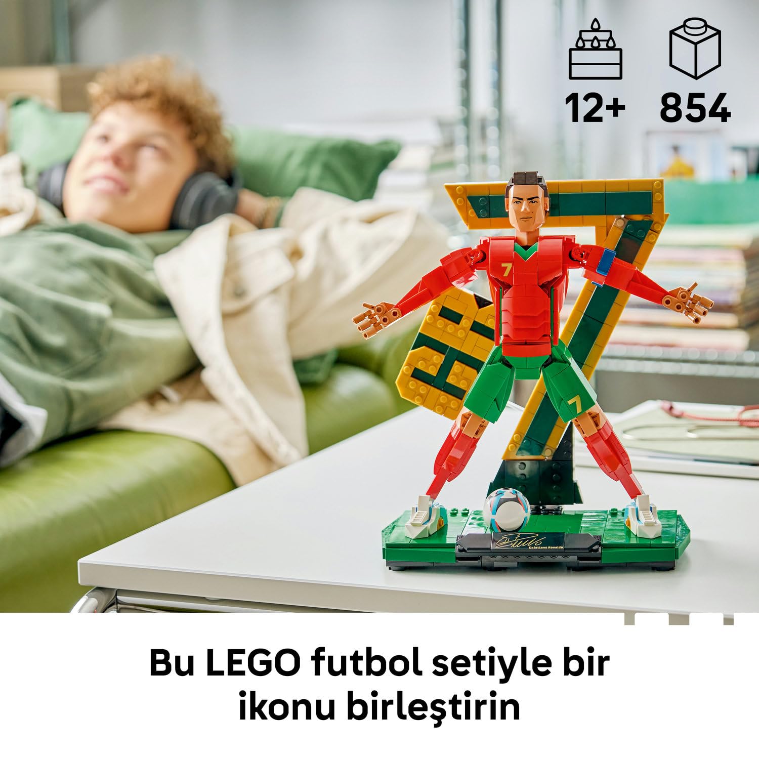 LEGO Editions Cristiano Ronaldo - Futbol Efsanesi 43016 - görsel 2