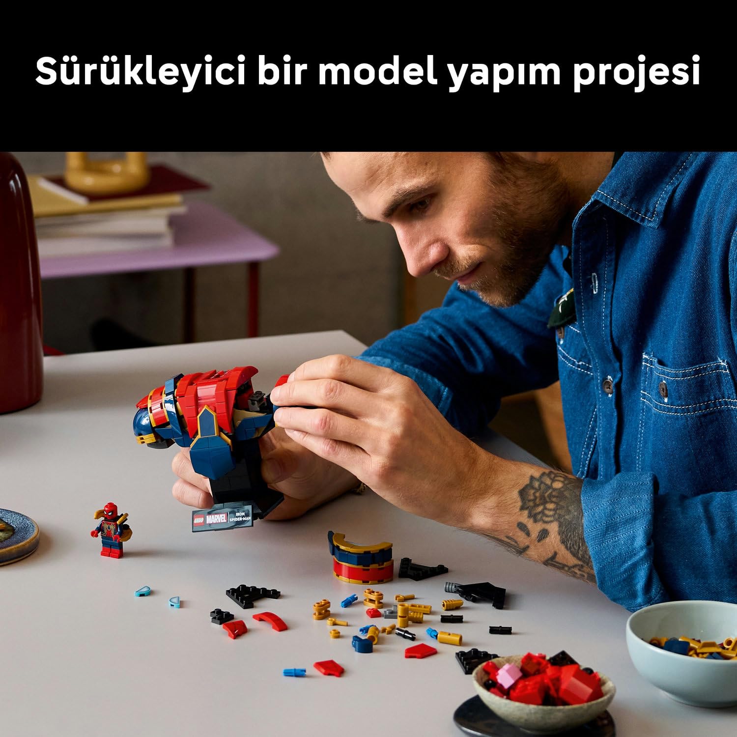 LEGO Marvel Iron Örümcek Adam Büstü 76326 - görsel 2