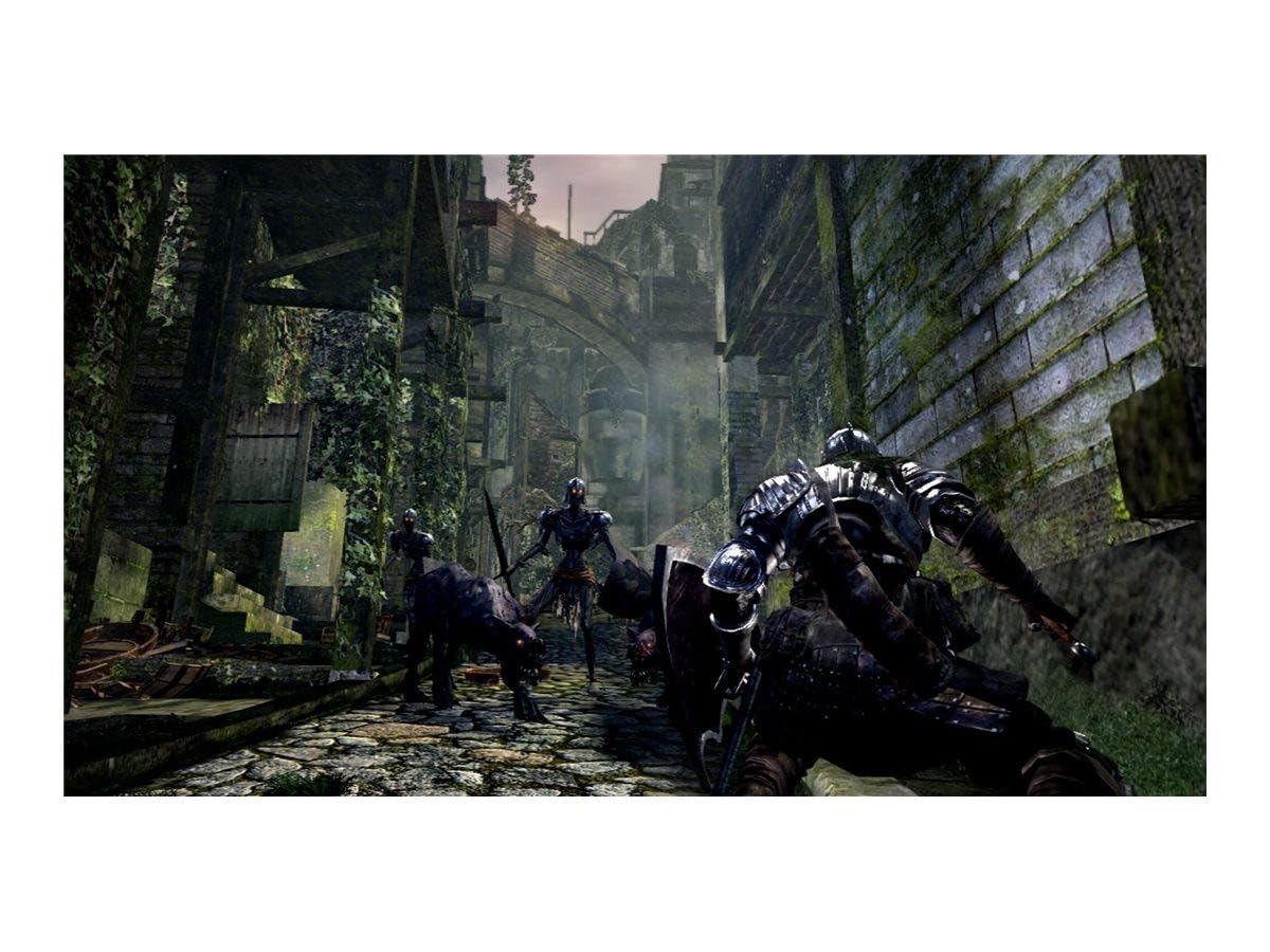 Dark Souls Trilogy PS4 Game - görsel 4